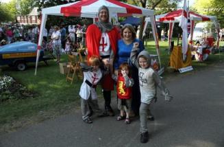 New Members Tony and Vicky with small knights Fred 4, Alfie 2 and George 6